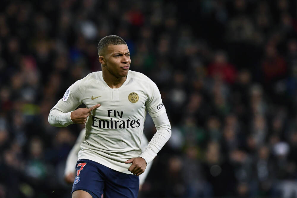 独家同框视频！中国海警舰船抵近马祖岛